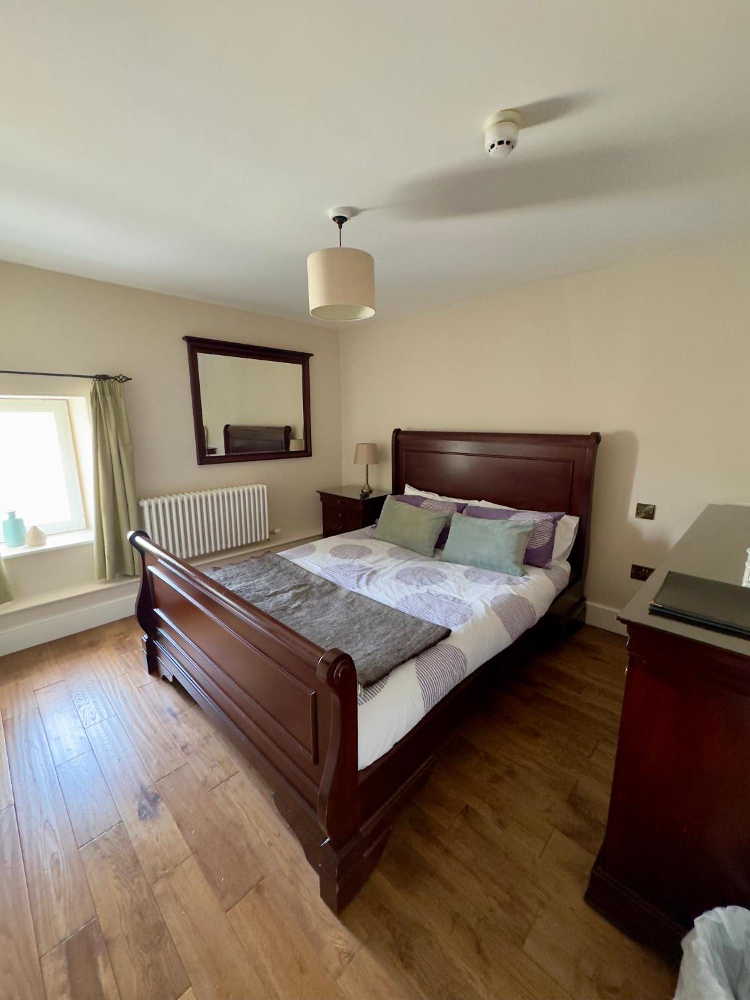 Cross Hands Hotel Llanybydder Exterior photo